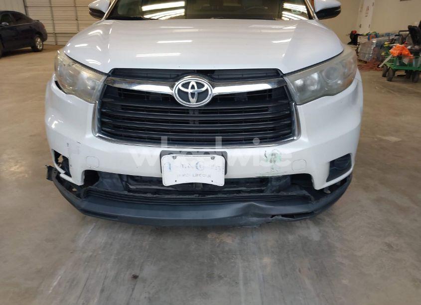 Photo 12 of 2016 Toyota Highlander LE V6 (VIN 5TDZKRFH0GS130743)