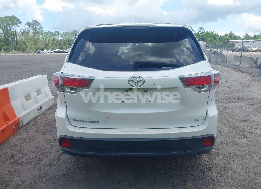 Photo 17 of 2015 Toyota Highlander LE PLUS V6 (VIN 5TDZKRFH1FS078571)