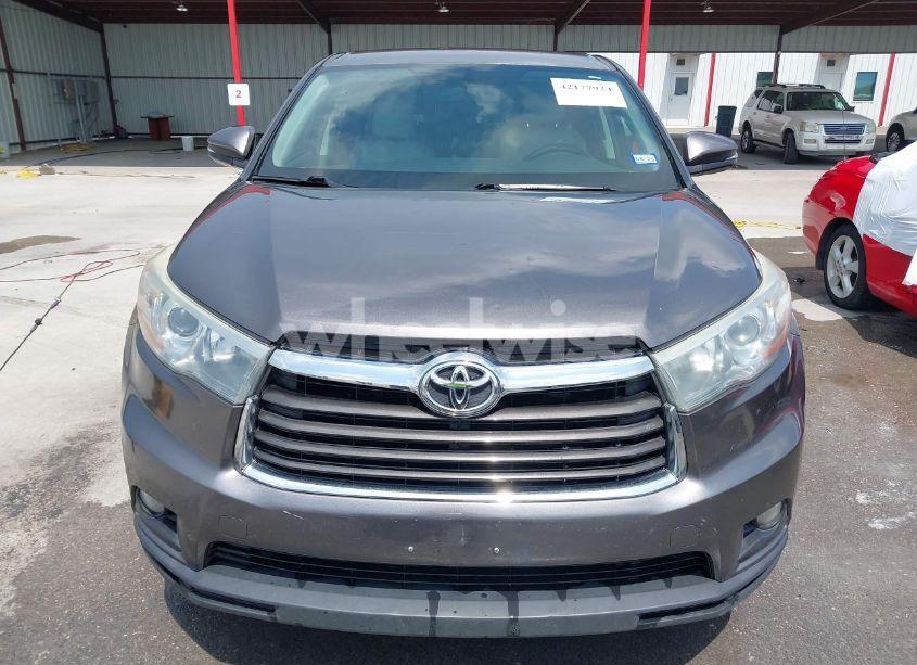 Photo 12 of 2016 Toyota Highlander LE PLUS V6 (VIN 5TDZKRFH1GS185041)