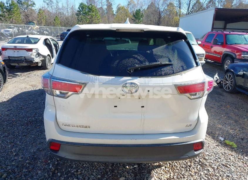 Photo 16 of 2016 Toyota Highlander LE PLUS V6 (VIN 5TDZKRFH2GS138651)