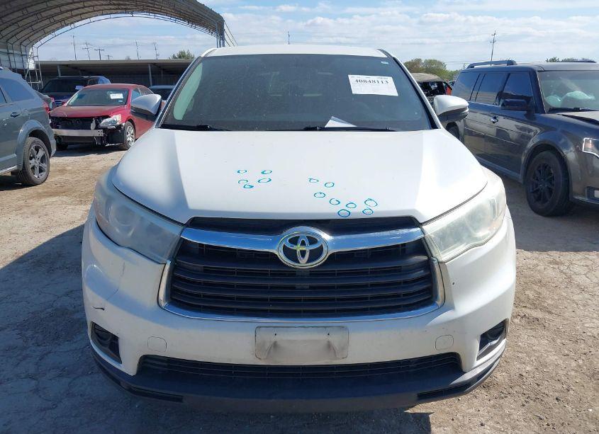 Photo 12 of 2016 Toyota Highlander LE V6 (VIN 5TDZKRFH2GS177062)