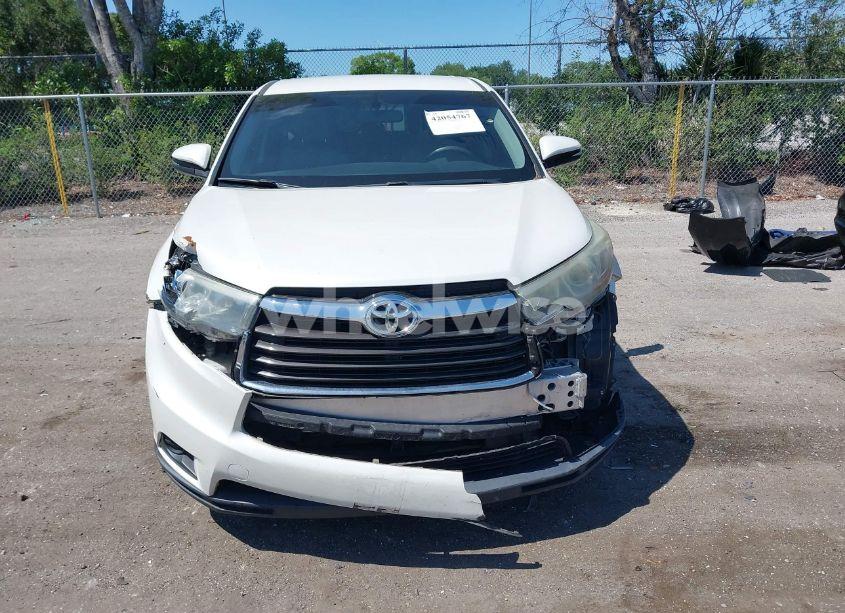 Photo 12 of 2016 Toyota Highlander LE V6 (VIN 5TDZKRFH4GS127117)