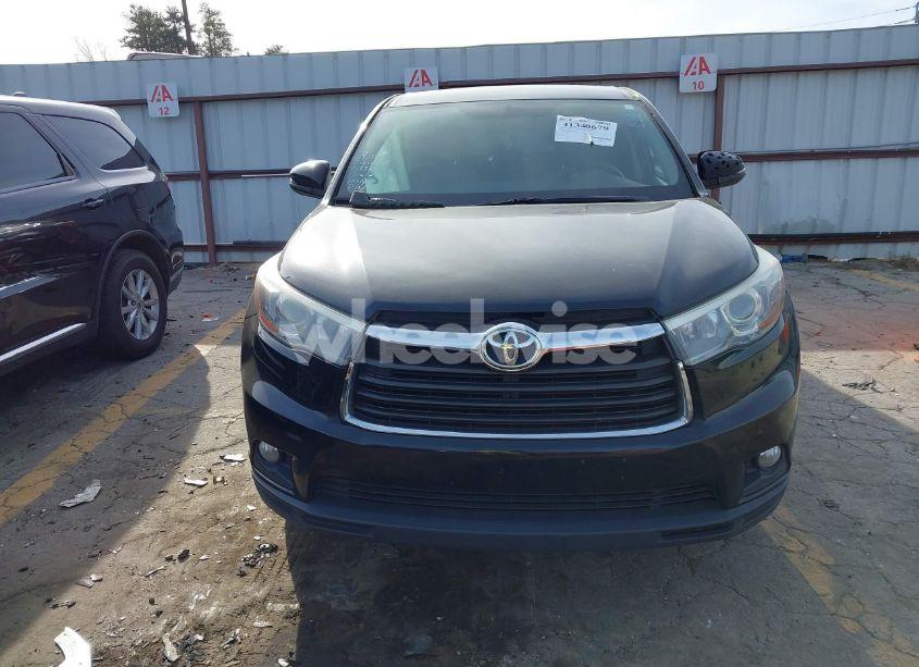 Photo 12 of 2015 Toyota Highlander LE PLUS V6 (VIN 5TDZKRFH7FS055781)