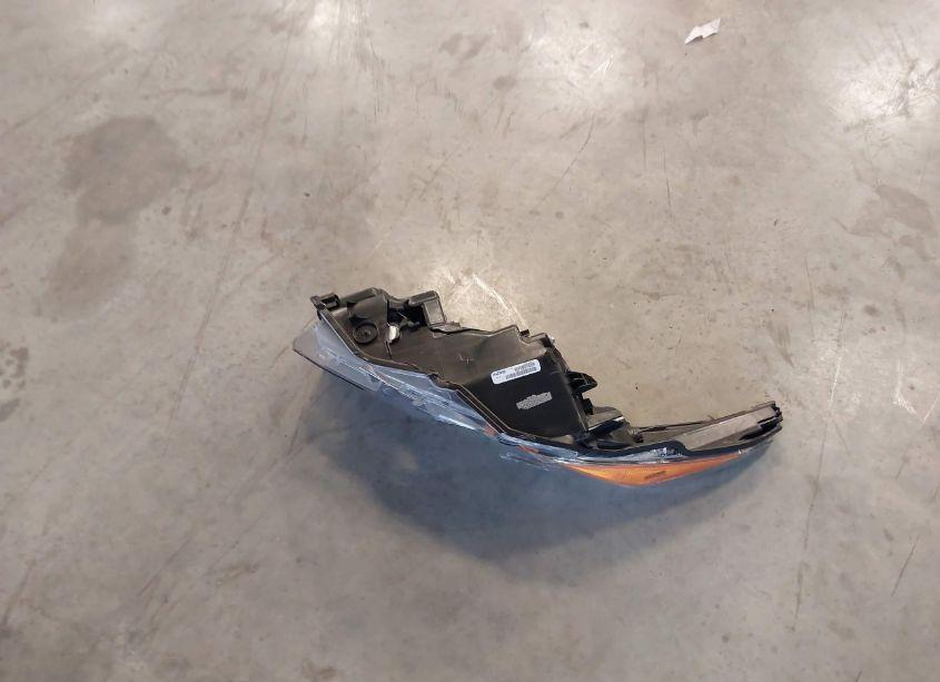 Photo 11 of 2015 Toyota Highlander LE PLUS V6 (VIN 5TDZKRFH7FS103070)