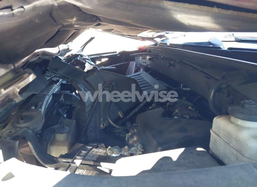 Photo 10 of 2015 Toyota Highlander LE PLUS V6 (VIN 5TDZKRFH7FS108334)