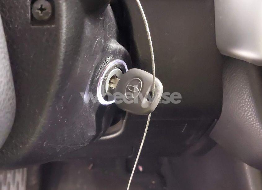 Photo 11 of 2016 Toyota Highlander LE PLUS V6 (VIN 5TDZKRFH8GS158614)