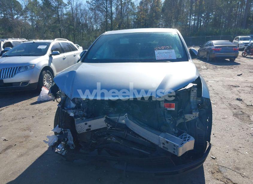 Photo 6 of 2014 Toyota Highlander LE PLUS V6 (VIN 5TDZKRFH9ES029472)