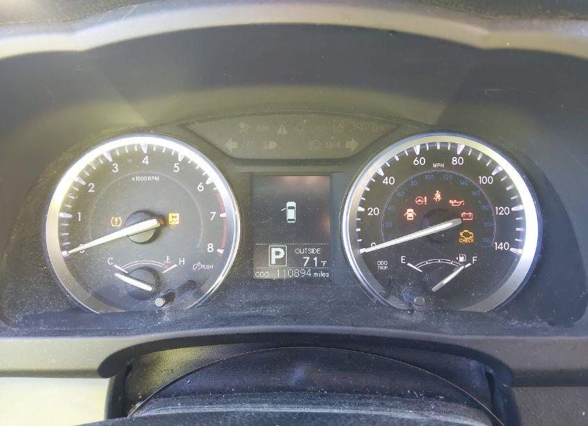 Photo 7 of 2016 Toyota Highlander LE V6 (VIN 5TDZKRFH9GS177379)