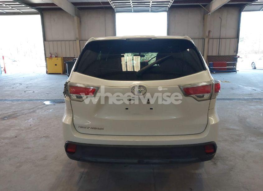 Photo 17 of 2016 Toyota Highlander LE V6 (VIN 5TDZKRFHXGS144567)