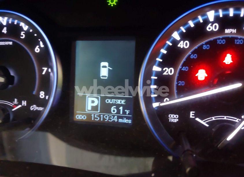 Photo 7 of 2016 Toyota Highlander LE V6 (VIN 5TDZKRFHXGS144567)