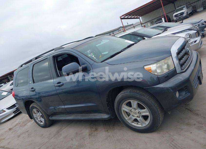 Photo 13 of 2010 Toyota Sequoia SR5 4.6L V8 (VIN 5TDZM5G11AS001275)