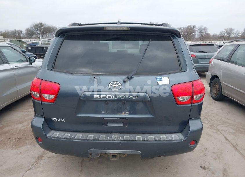 Photo 16 of 2010 Toyota Sequoia SR5 4.6L V8 (VIN 5TDZM5G11AS001275)