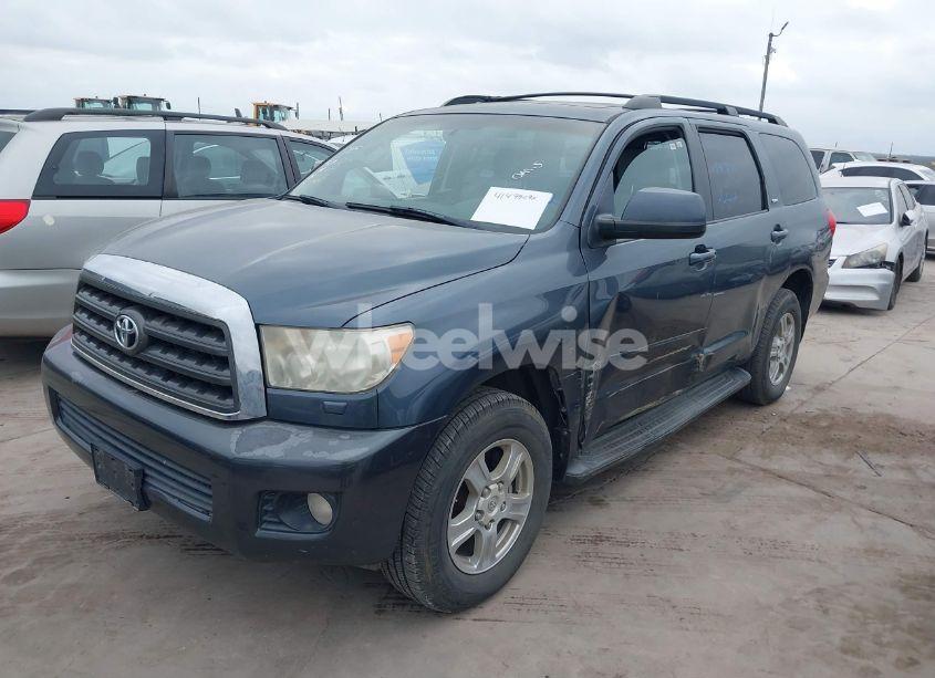 Photo 2 of 2010 Toyota Sequoia SR5 4.6L V8 (VIN 5TDZM5G11AS001275)
