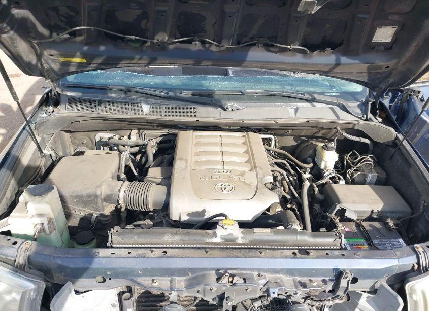 Photo 10 of 2010 Toyota Sequoia SR5 4.6L V8 (VIN 5TDZM5G18AS001967)