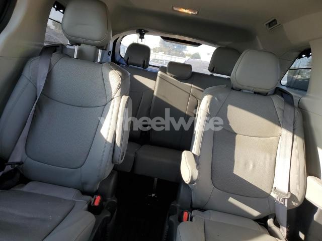 Photo 14 of 2022 TOYOTA SIENNA LIMITED (VIN 5TDZRKEC3NS081320)