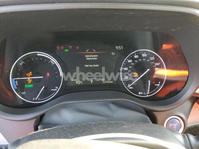 Photo 3 of 2022 TOYOTA SIENNA LIMITED (VIN 5TDZRKEC3NS081320)