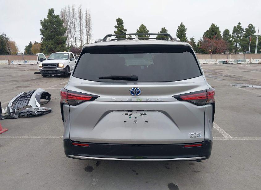 Photo 17 of 2022 Toyota Sienna LIMITED (VIN 5TDZRKEC3NS095556)