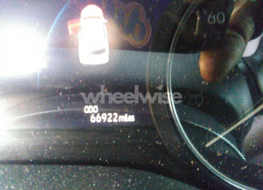 Photo 7 of 2022 Toyota Sienna LIMITED (VIN 5TDZRKEC5NS095817)