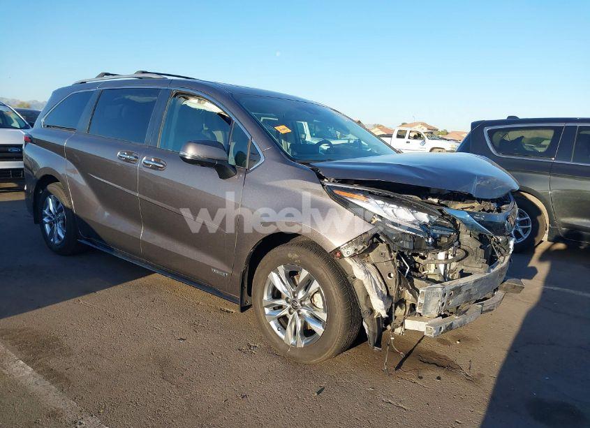 2021 Toyota Sienna LIMITED (VIN 5TDZRKEC6MS041151) main photo