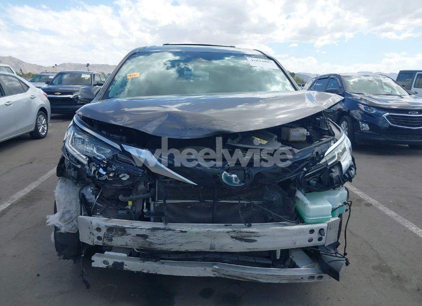 Photo 12 of 2021 Toyota Sienna LIMITED (VIN 5TDZRKEC6MS041151)