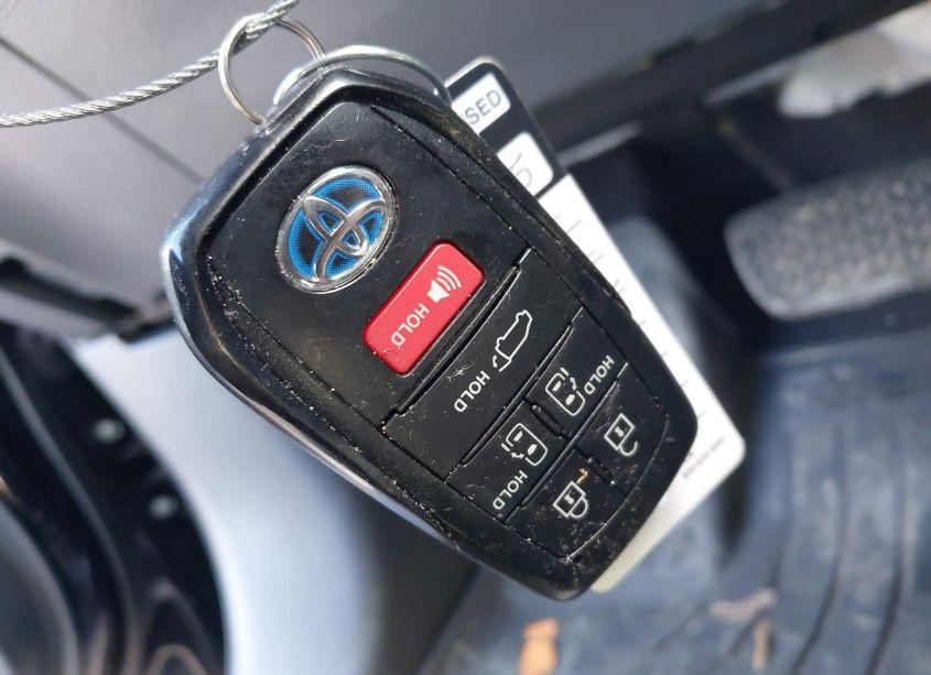 Photo 11 of 2022 Toyota Sienna LIMITED (VIN 5TDZRKEC8NS128924)