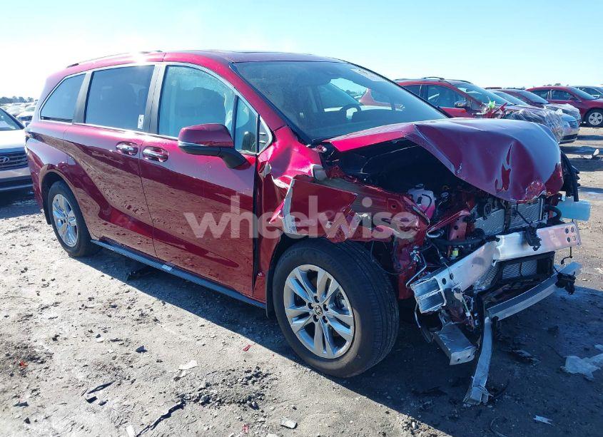 2025 Toyota Sienna LIMITED (VIN 5TDZRKEC8SS229392) main photo