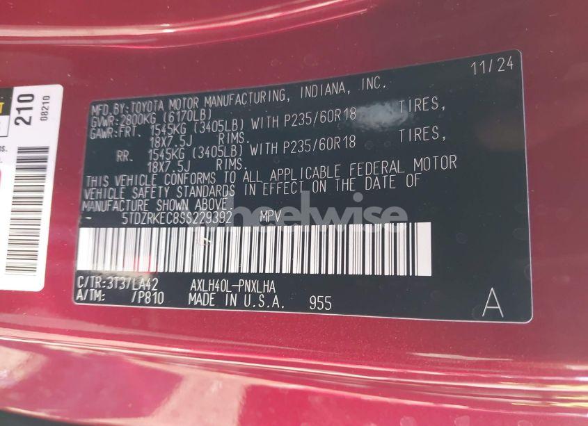 Photo 9 of 2025 Toyota Sienna LIMITED (VIN 5TDZRKEC8SS229392)