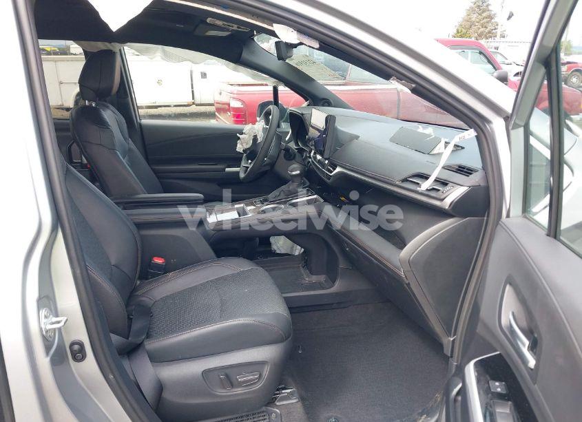 Photo 5 of 2025 Toyota Sienna LIMITED (VIN 5TDZRKEC9SS234407)