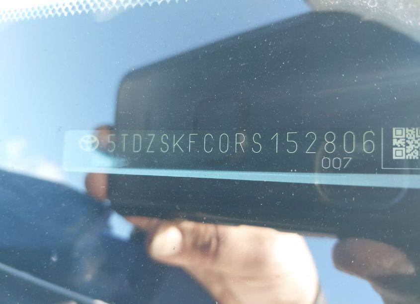 Photo 9 of 2024 Toyota Sienna LIMITED (VIN 5TDZSKFC0RS152806)