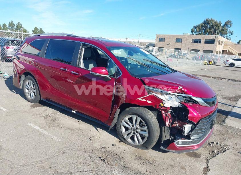 2022 Toyota Sienna LIMITED (VIN 5TDZSKFC2NS073051) main photo