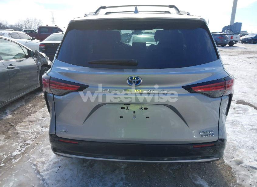Photo 16 of 2023 Toyota Sienna LIMITED (VIN 5TDZSKFC2PS104317)