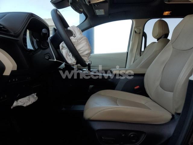 2023 TOYOTA SIENNA LIMITED (VIN 5TDZSKFC6PS107995) main photo