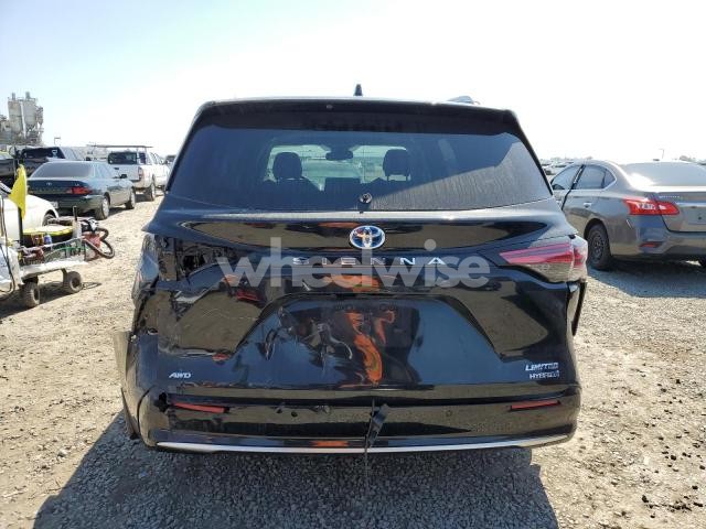 Photo 4 of 2023 TOYOTA SIENNA LIMITED (VIN 5TDZSKFC7PS090348)