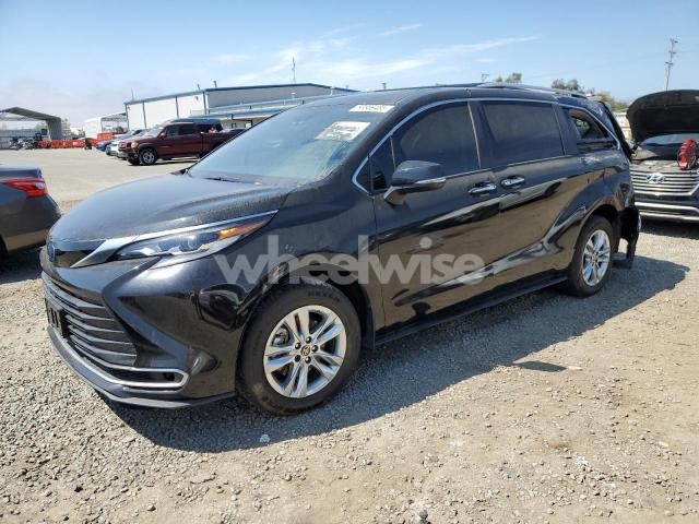 Photo 8 of 2023 TOYOTA SIENNA LIMITED (VIN 5TDZSKFC7PS090348)
