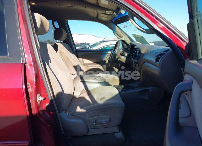 Photo 5 of 2001 Toyota Sequoia SR5 V8 (VIN 5TDZT34A01S024302)