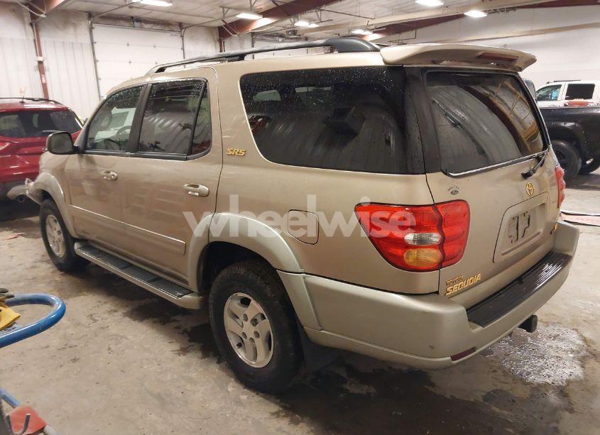 Photo 3 of 2003 Toyota Sequoia SR5 V8 (VIN 5TDZT34A03S188569)