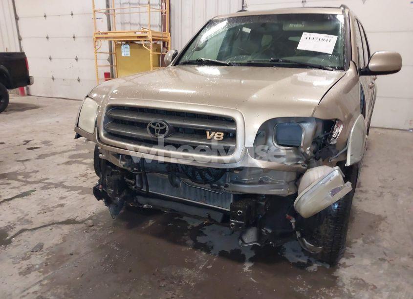 Photo 6 of 2003 Toyota Sequoia SR5 V8 (VIN 5TDZT34A03S188569)
