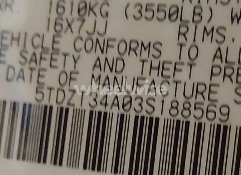 Photo 9 of 2003 Toyota Sequoia SR5 V8 (VIN 5TDZT34A03S188569)