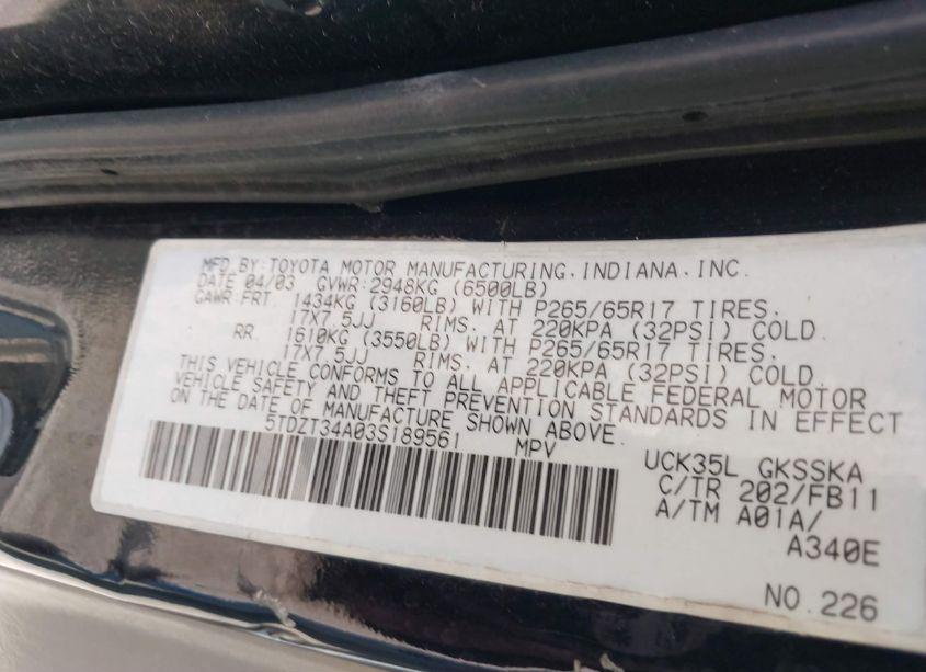 Photo 9 of 2003 Toyota Sequoia SR5 V8 (VIN 5TDZT34A03S189561)