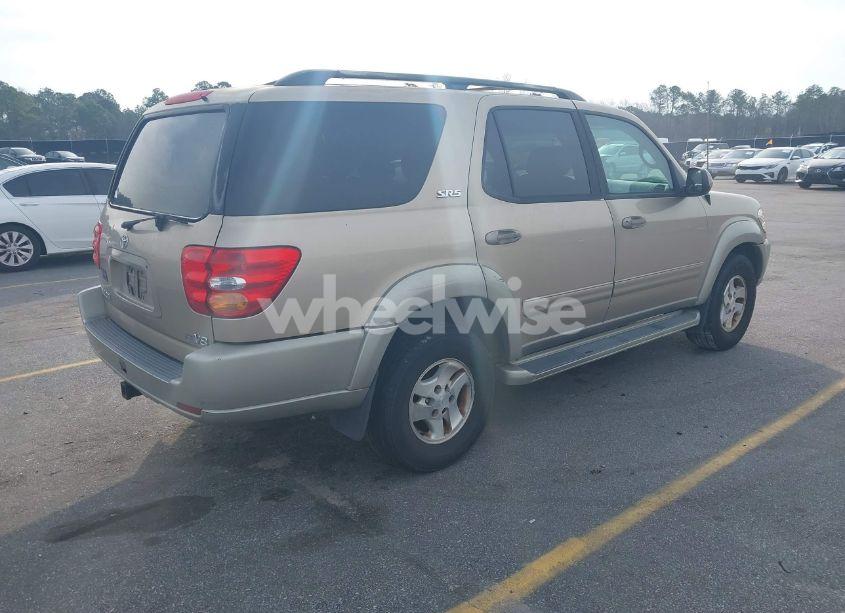 Photo 4 of 2004 Toyota Sequoia SR5 V8 (VIN 5TDZT34A04S211737)