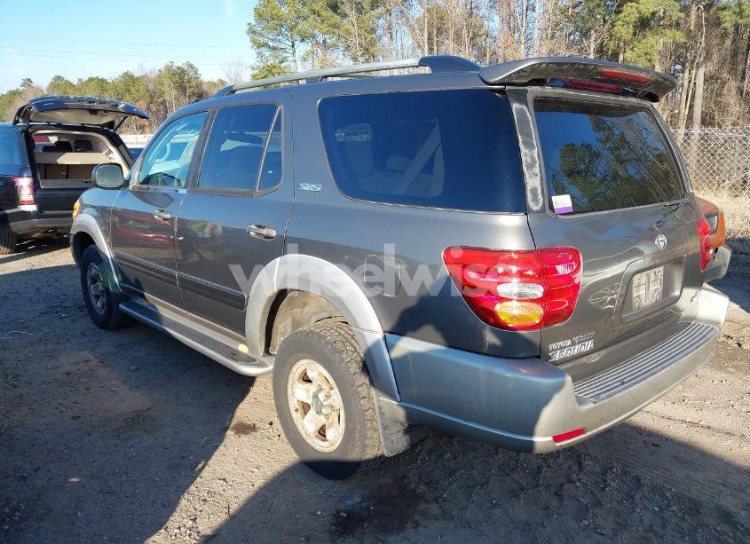 Photo 3 of 2004 Toyota Sequoia SR5 V8 (VIN 5TDZT34A04S216369)
