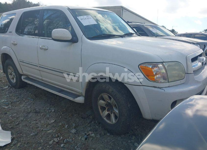 2005 Toyota Sequoia SR5 V8 (VIN 5TDZT34A05S244156) main photo