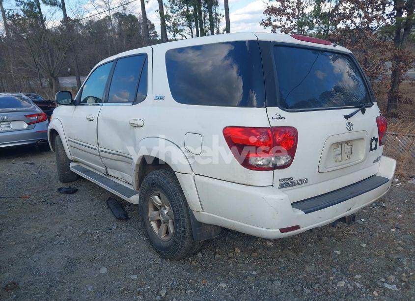 Photo 3 of 2005 Toyota Sequoia SR5 V8 (VIN 5TDZT34A05S244156)