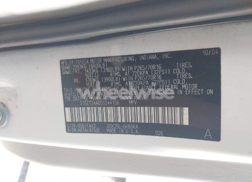 Photo 9 of 2005 Toyota Sequoia SR5 V8 (VIN 5TDZT34A05S244156)