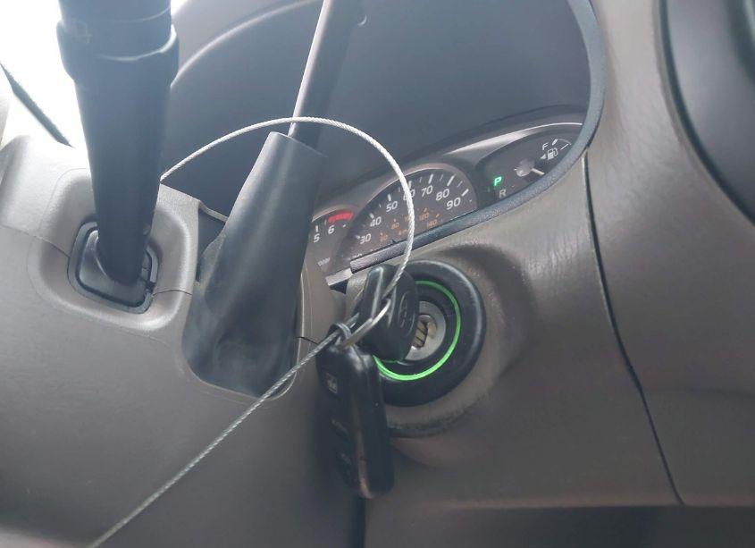 Photo 11 of 2006 Toyota Sequoia SR5 V8 (VIN 5TDZT34A06S282178)