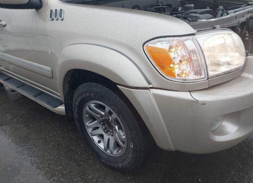 Photo 6 of 2006 Toyota Sequoia SR5 V8 (VIN 5TDZT34A06S282178)