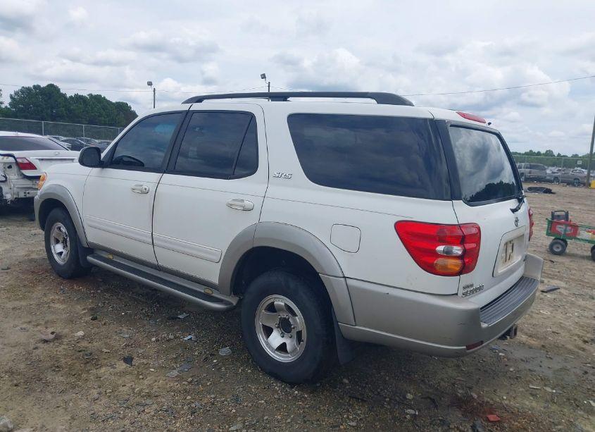 Photo 3 of 2002 Toyota Sequoia SR5 V8 (VIN 5TDZT34A12S124376)