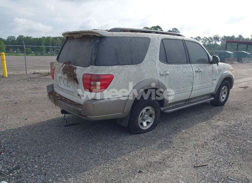 Photo 4 of 2004 Toyota Sequoia SR5 V8 (VIN 5TDZT34A14S217353)