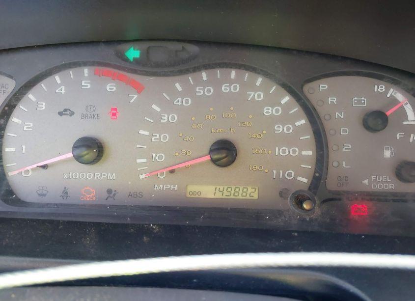 Photo 7 of 2004 Toyota Sequoia SR5 V8 (VIN 5TDZT34A14S231852)