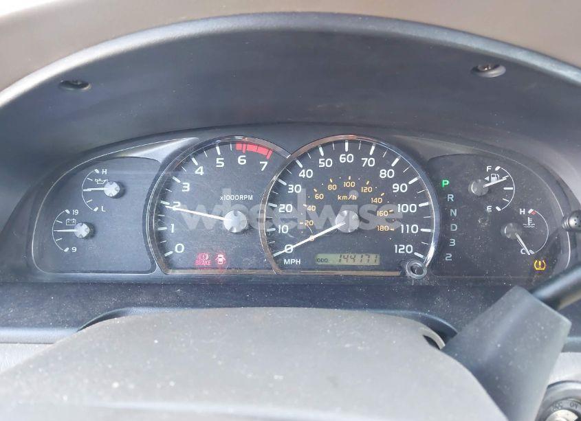 Photo 7 of 2005 Toyota Sequoia SR5 V8 (VIN 5TDZT34A15S254503)